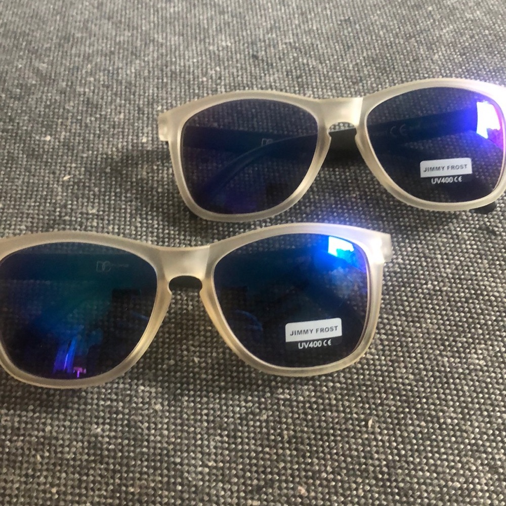 Dazed and confused Plastic Sunglasses (new)